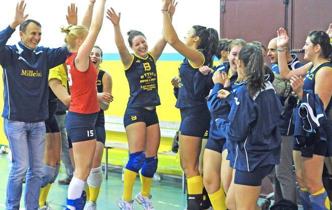 Vincono Blu Volley, MIlleluci e Aglianese, Appennino ko