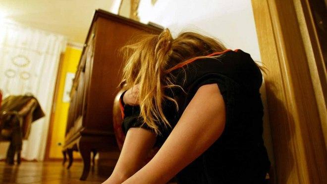 Condannato per avere molestato un’infermiera