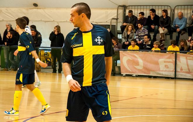 Il Cus subisce la goleada dal Futsal bene Freccia Azzurra e Marinese