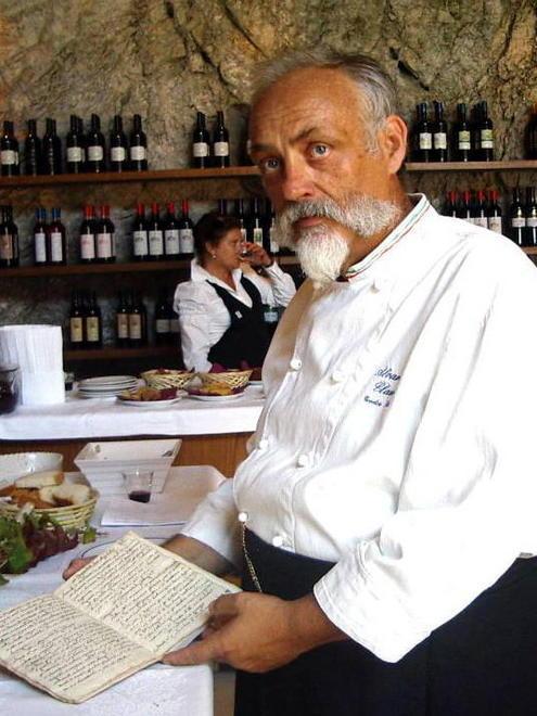 È una pentola piena di rime l’ultimo libro di Alvaro Claudi