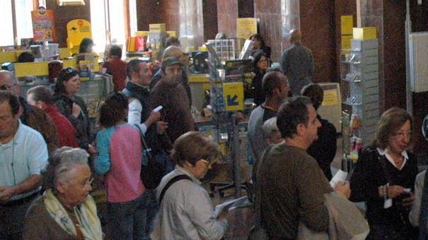 File alle Poste, il sindacato: «Direzione non all’altezza»