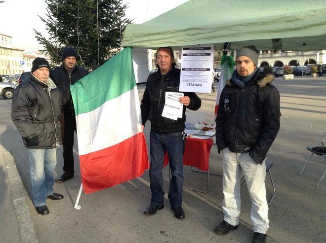 Iniziato il presidio permanente dei Forconi in piazza Mercatale 