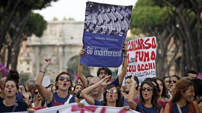 Dirigenti scolastici e sindacati chiedono garanzie per gli stipendi degli insegnanti