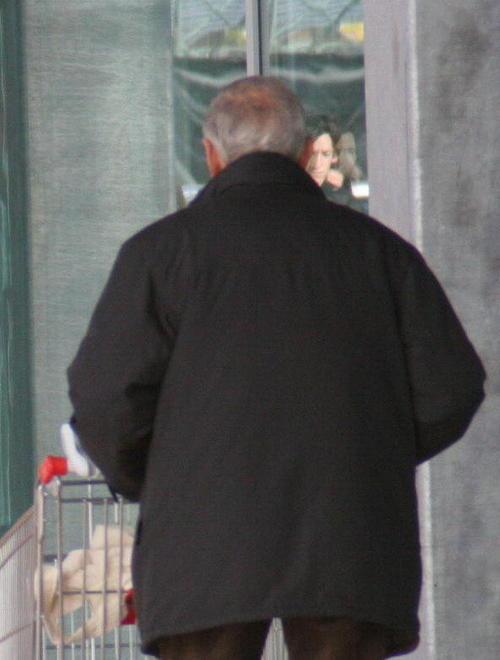 Nonno “ipnotizzato” si fa spillare 250 euro 