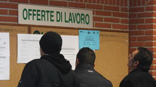 Sentirsi vecchio a 54 anni, la vita sospesa di Santino