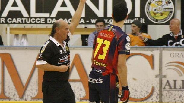 In panchina il derby continua anche dopo il 50’
