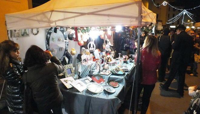 In tanti agli stand dell’artigianato “Aspettando Natale” 