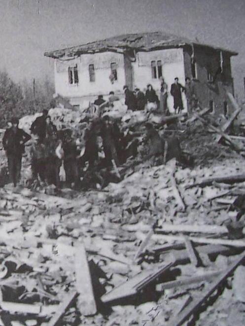 Bombe su Empoli, invia il racconto 
