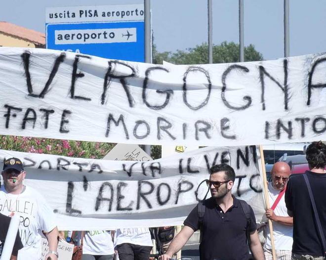 Firmato l’accordo per spostare le case di via Cariola 