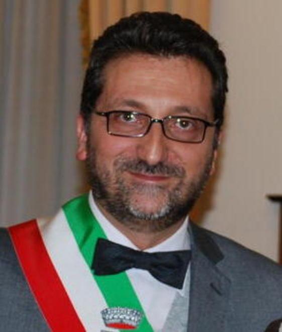 Un’ordinanza del Comune cancella la sosta di cortesia 