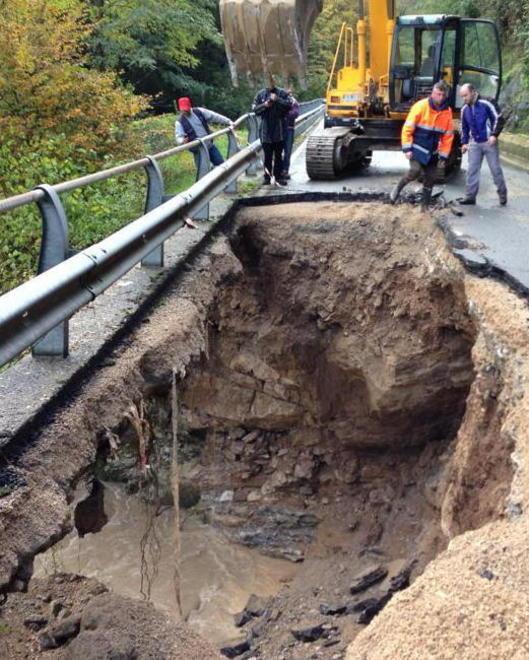 Via alla richiesta danni per terremoto e alluvione