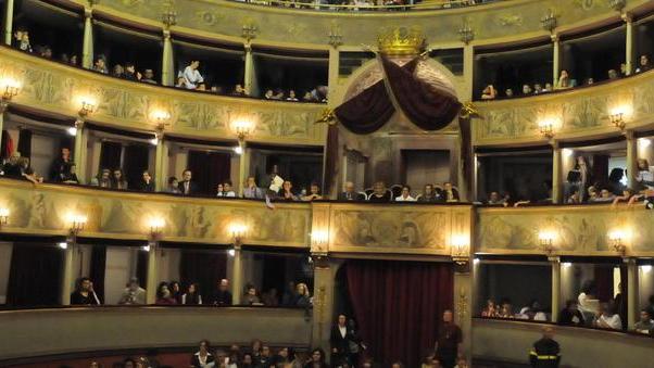 Il Comune paga i debiti del Teatro del Giglio