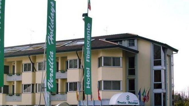 Versilia Holidays rinuncia a investimento milionario