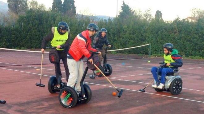 Divertirsi col segway polo domani a Cascina