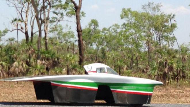 Torna dall’Australia l’auto solare Emilia 3
