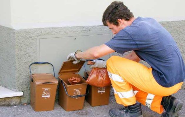 Nel centro storico parte l’operazione rifiuti porta a porta 