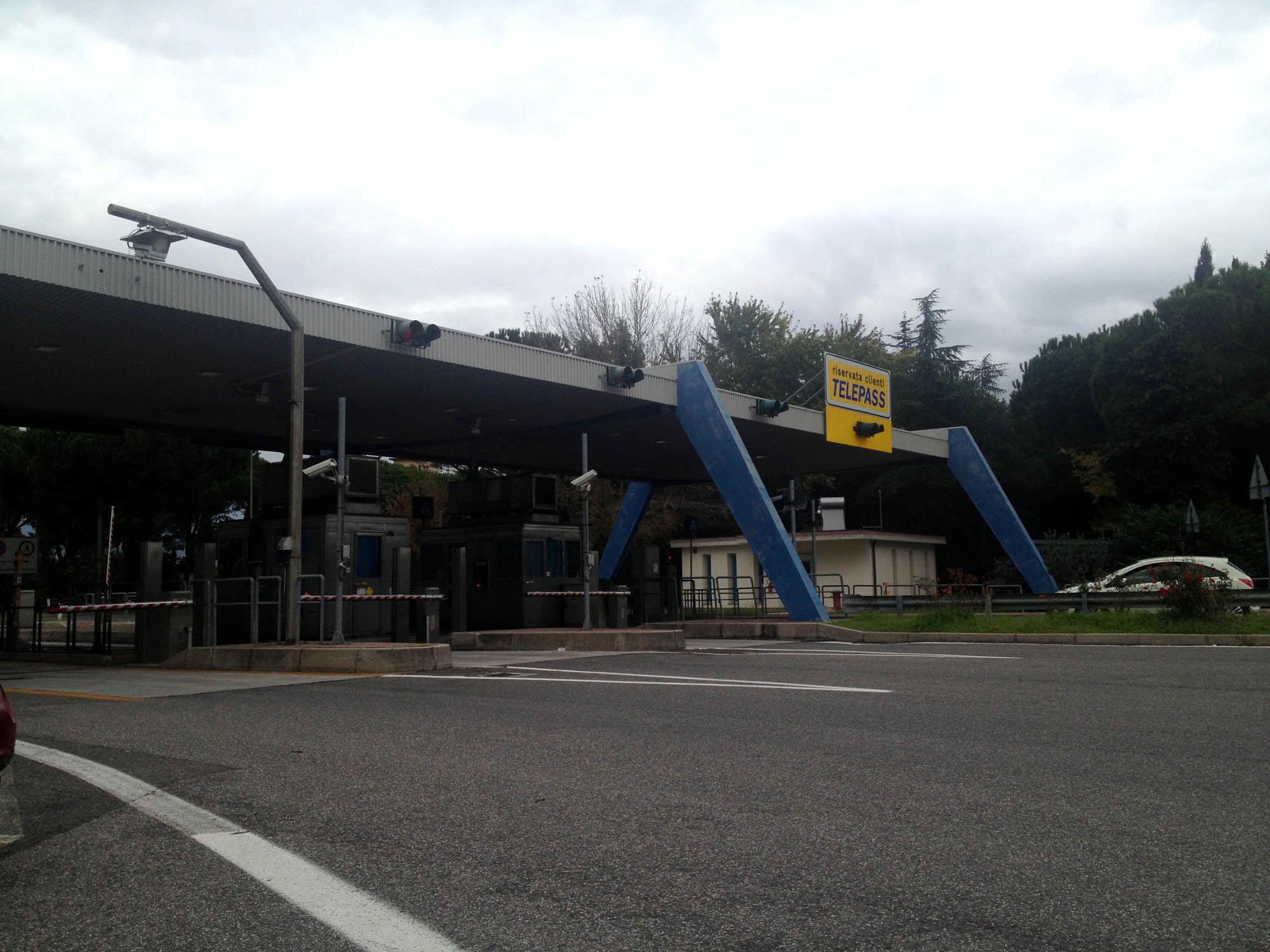 Tre feriti nell’incidente in autostrada 