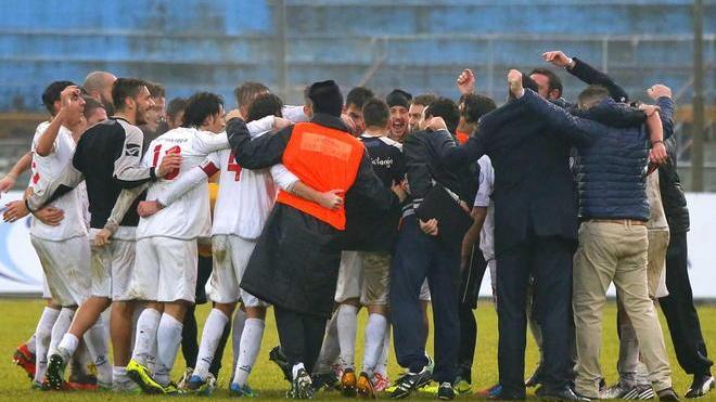 Calcio: il Viareggio espugna l’Arena Garibaldi e fa suo il derby col Pisa