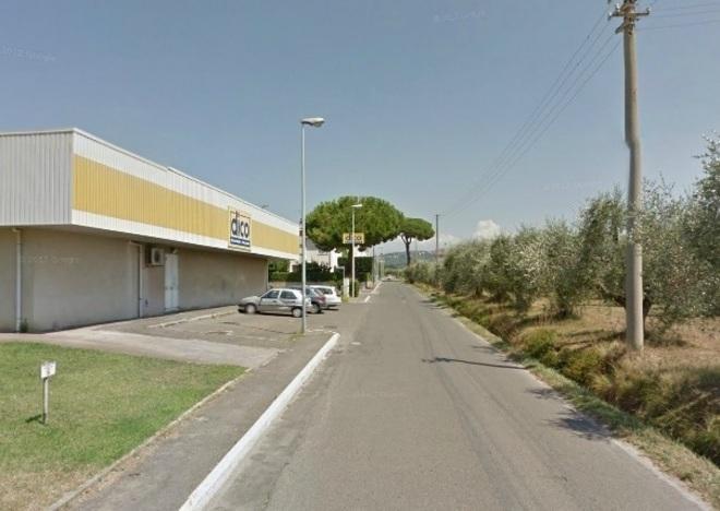 Consulta: spostate il centro civico 