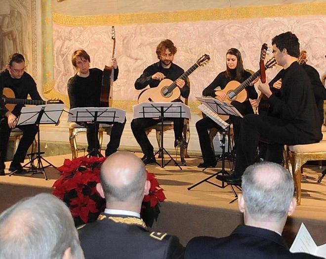 Concerti, canti popolari e degustazioni per Natale 