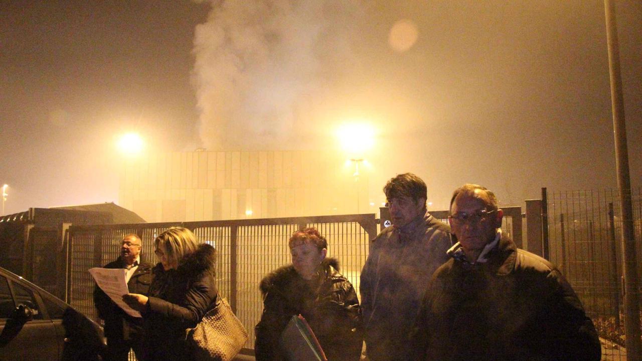 Nessun legame fra i fumi e le macchie, l'Asl annuncia azioni legali