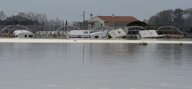 Alluvione, la metà dei rimborsi se ne va in bolli 