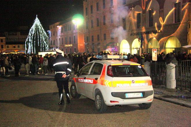 A migliaia a Pietrasanta per il Camel Ponce 