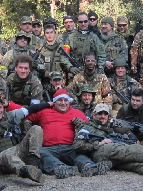 Gli Heavy Seals raccolgono soldi per l’ospedale Meyer 