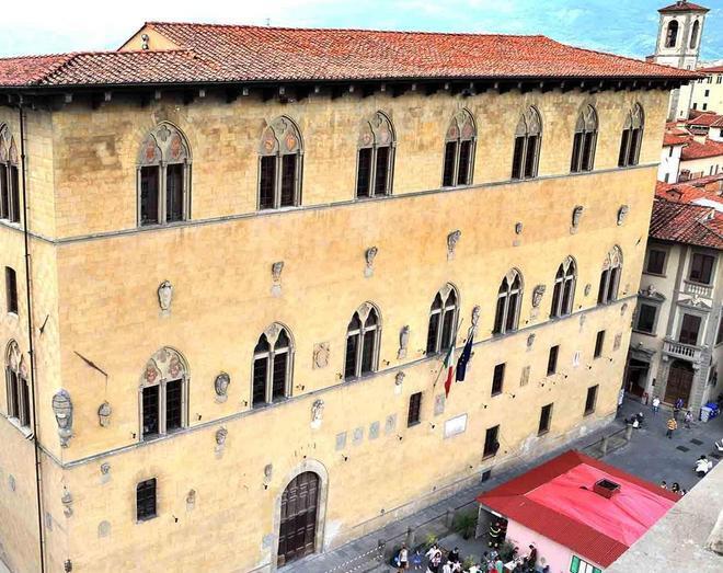 La crisi? Oltre 900 case in mano al Tribunale 