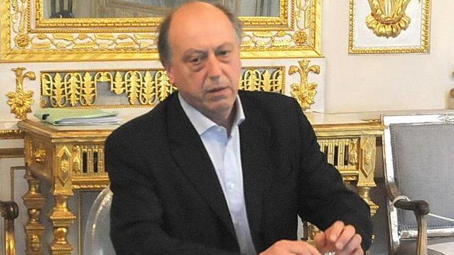 Il sindaco Tambellini accetta il passo indietro