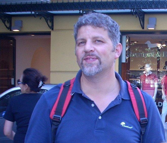 Professionista e padre di due figli muore a 44 anni 