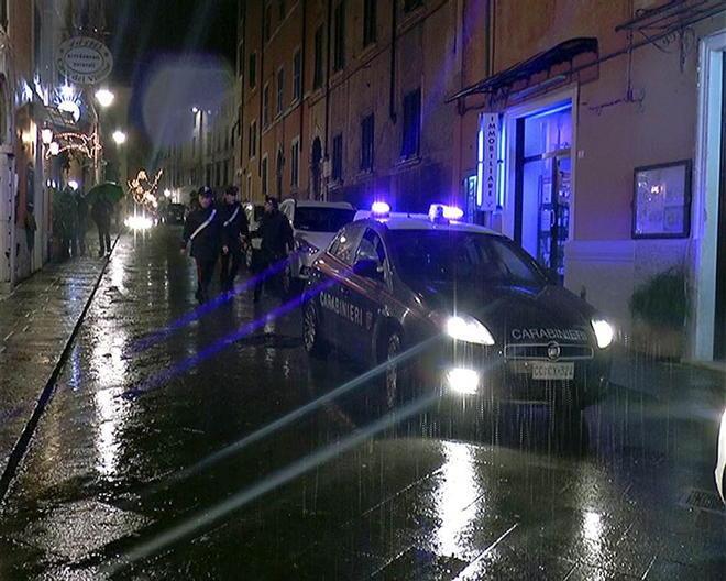 Omicidio di Natale: "Usata un'arma simile a quella di Rambo" 