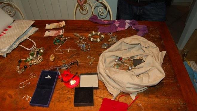 Furto nella villa di un noto ristoratore, quattro arrestati
