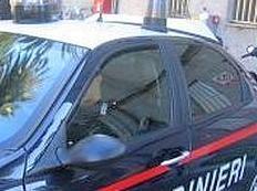 La caccia ai ladri finisce con uno schianto 