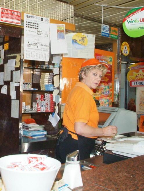 Furto di notte al bar Marameo 