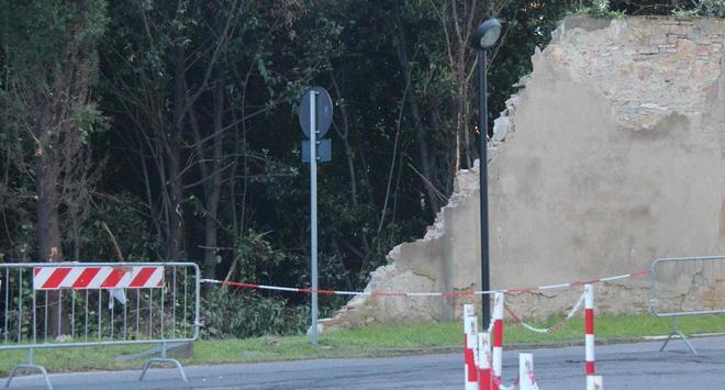 Crolla il muro dell’ospedale 