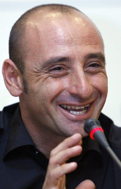 Bettini lascia gli azzurri e va nel team di Alonso. Cassani in pole per la nazionale