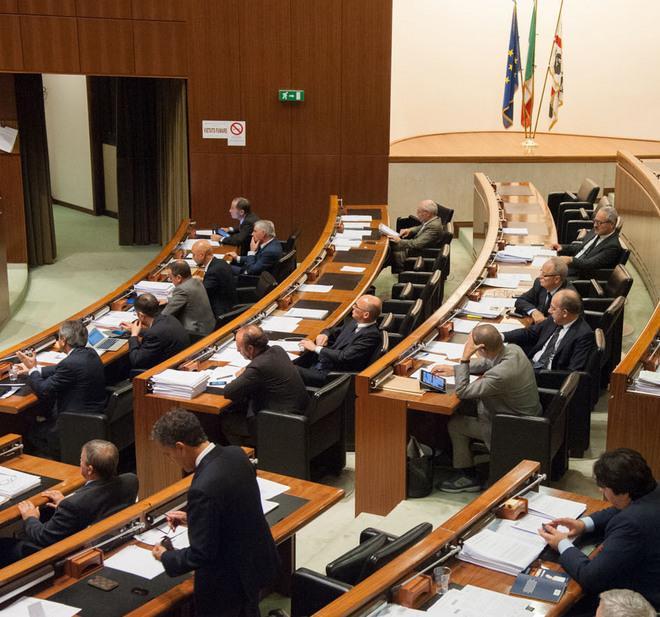 Elezioni regionali, liste da presentare entro metà gennaio 