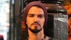 Un saluto in musica per Davide il chitarrista