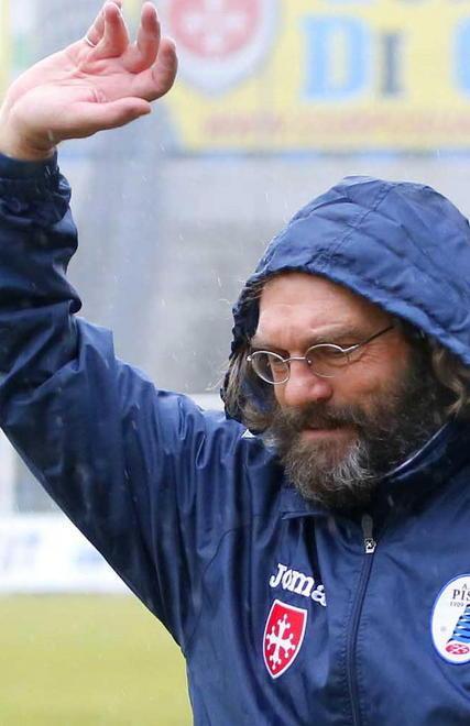 Pagliari saluta i tifosi e la “carovana” 