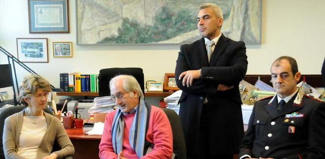 Ora si cercano i complici e i testimoni 