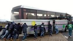 L'Empoli espugna l'Adriatico: l'impresa dei tifosi che spingono... il pullman