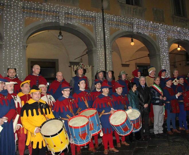 La sfilata dei valletti comunali