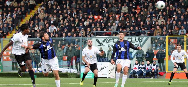 Il Palermo scappa, dietro restano solo Empoli e Avellino 