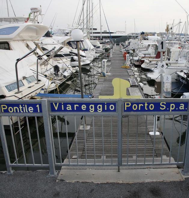 Banchine, proroga per le concessioni alla Viareggio porto 