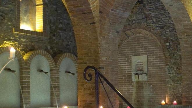 Via alla notte più lunga Musica in piazza, teatro e degustazioni