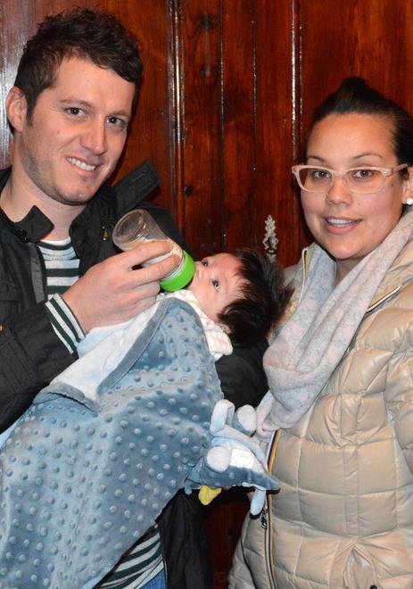 Al Presepe dei bambini cori ed emozione con Thiago come Gesù 