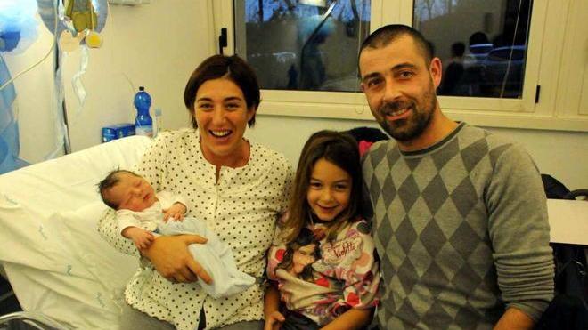 È nato Gabriele, l’ultimo bimbo del 2013