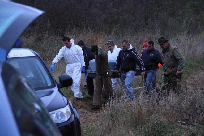 Caccia: mentre si siede parte un colpo dal fucile, morto 