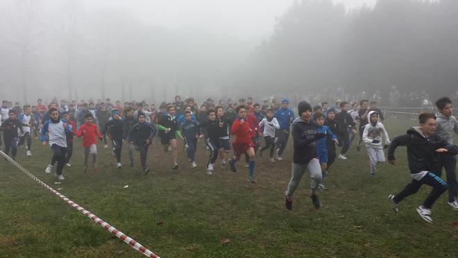 Settecento studenti alla corsa campestre 